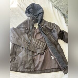 Maralyn & Me Men's Gray and Brown Jacket with Hood